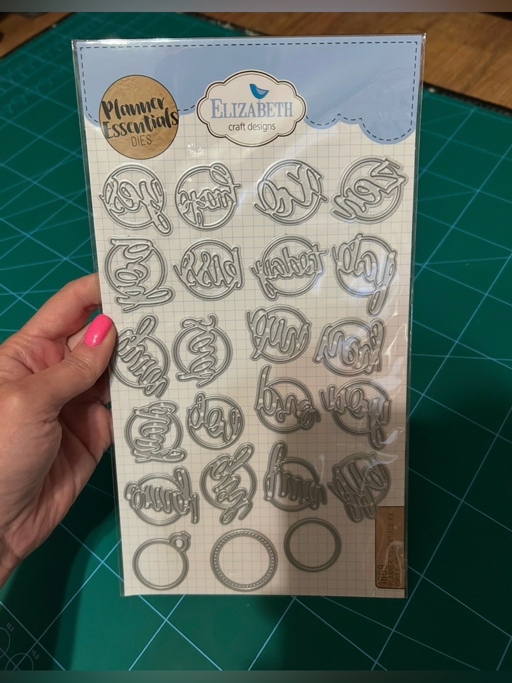 Elizabeth Craft Design Planner Essentials #43 Circle Words